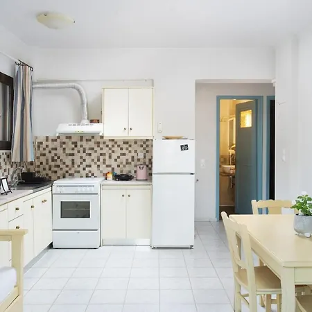 Monemvasia Green Apartments Konukevi