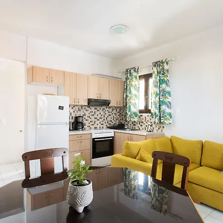 Monemvasia Green Apartments بيت ضيافة 4*