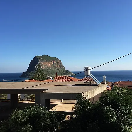 Penzion Monemvasia Green Apartments Monemvasía