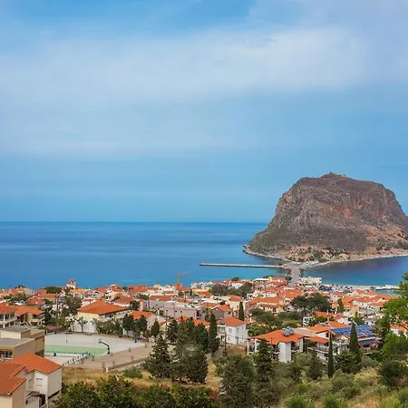 بيت ضيافة Monemvasia Green Apartments Monemvasía
