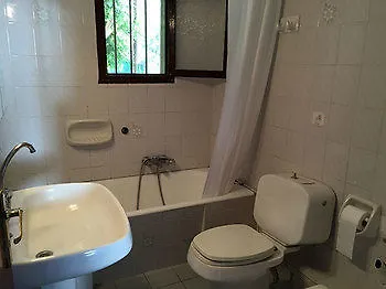 Monemvasia Green Apartments Guest house