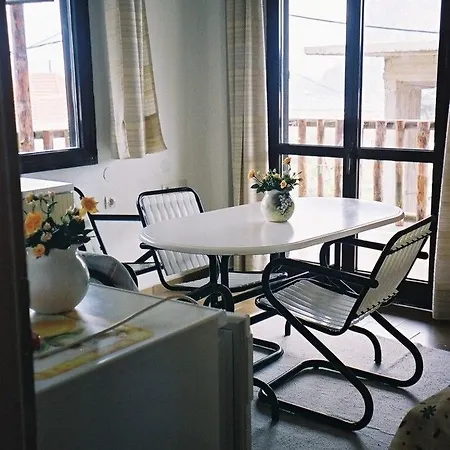 Monemvasia Green Apartments Konukevi Monemvasía