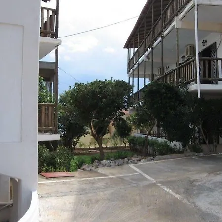 Monemvasia Green Apartments 4*