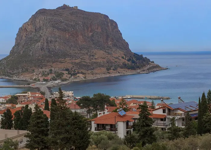Monemvasia Green Apartments Maison d'hôtes Monemvasia